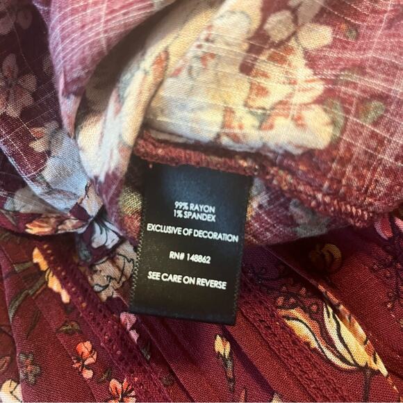 Torrid Size 1 Floral Long Sleeve Button up Peplum Blouse - Picture 3 of 4